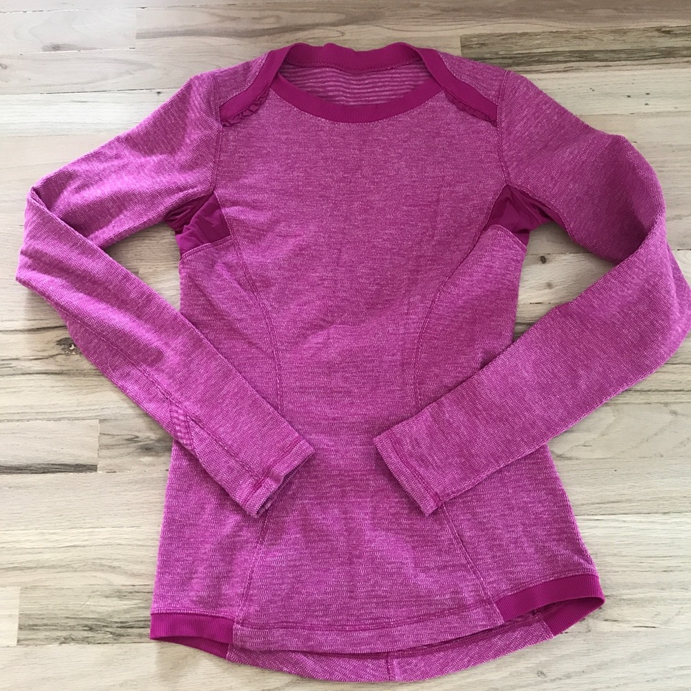 Lululemon running top